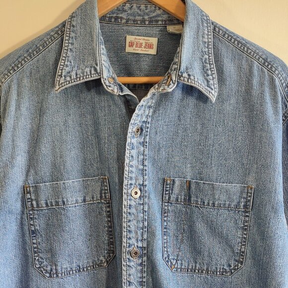 Vintage GAP Men's Denim Shirt Button-Up Long Sleeve Metal Rivet Buttons Medium - Picture 3 of 14